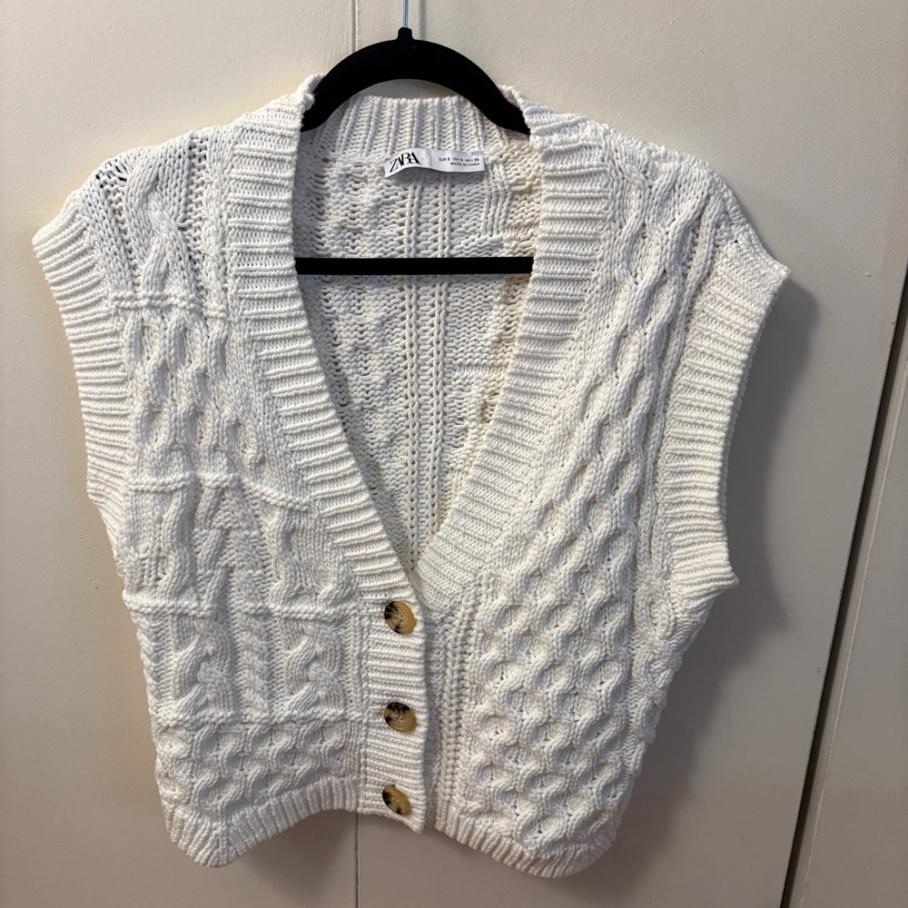 Zara chunky sweater vest